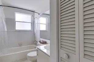 4731 Grapevine Wy, Davie, FL 33331 - Photo 16