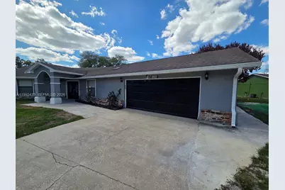 2356 Royal Oaks Blvd, Kissimmee, FL 34744 - Photo 2