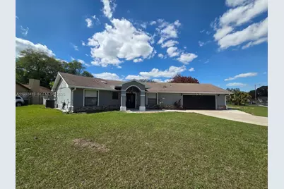 2356 Royal Oaks Blvd, Kissimmee, FL 34744 - Photo 2