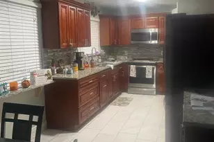 2356 Royal Oaks Blvd, Kissimmee, FL 34744 - Photo 16