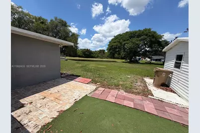 2356 Royal Oaks Blvd, Kissimmee, FL 34744 - Photo 34