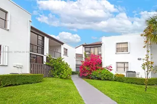 9441 Fontainebleau Blvd, Miami, FL 33172 - Photo 1