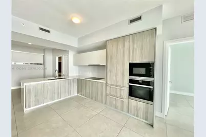 2900 NE 7th Ave #1103, Miami, FL 33137 - Photo 8