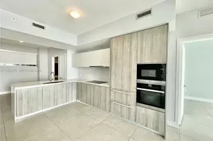 2900 NE 7th Ave, Miami, FL 33137 - Photo 8