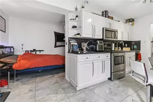 1321 NE 148th St, Miami, FL 33161 - Photo 32