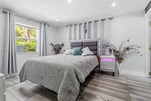 1321 NE 148th St, Miami, FL 33161 - Photo 14