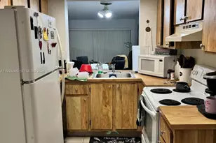 1969 SW 15th St, Deerfield Beach, FL 33442 - Photo 4