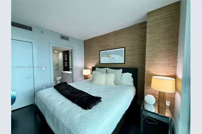 55 SE 6th St #3302, Miami, FL 33131 - Photo 18