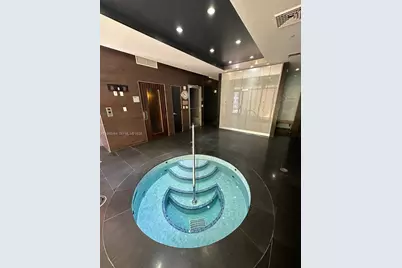 55 SE 6th St #3302, Miami, FL 33131 - Photo 30