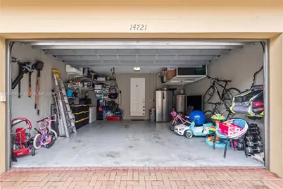 14721 SW 13th St #0, Pembroke Pines, FL 33027 - Photo 26