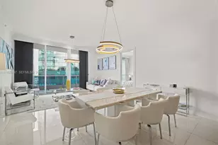 200 Biscayne Blvd Way, Miami, FL 33131 - Photo 2