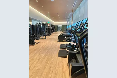 77 SE 5th St #2204, Miami, FL 33131 - Photo 6