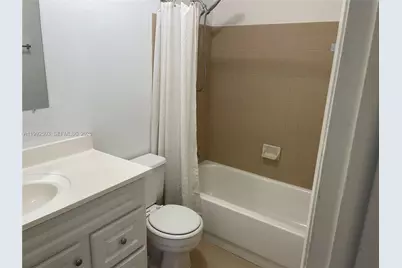 819 NE 199th St #6-205, Miami, FL 33179 - Photo 12