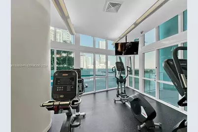 1900 N Bayshore Dr #3507, Miami, FL 33132 - Photo 26