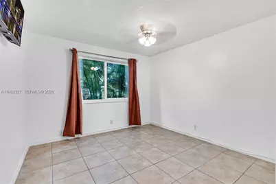 2175 NE 56th St #107, Fort Lauderdale, FL 33308 - Photo 12