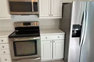 9834 SW 222nd Terrace, Cutler Bay, FL 33190 - Photo 4