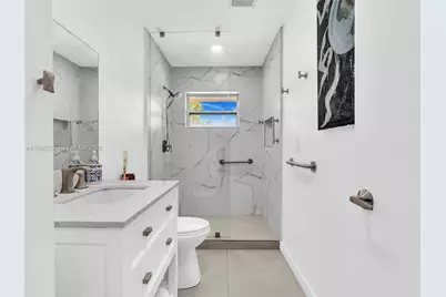 371 NW 101st Ter, Pembroke Pines, FL 33026 - Photo 28