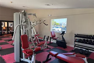 6155 NW 186th St, Hialeah, FL 33015 - Photo 12