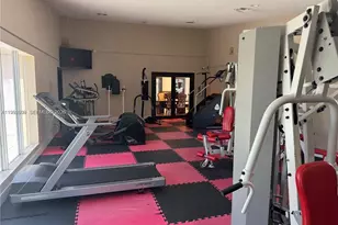 6155 NW 186th St, Hialeah, FL 33015 - Photo 10