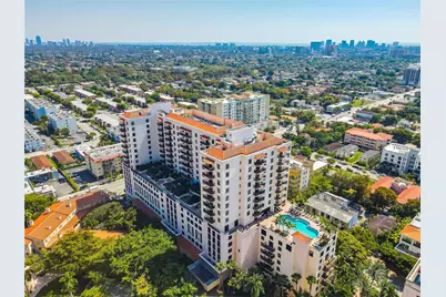 888 S Douglas Rd #807, Coral Gables, FL 33134 - Photo 2