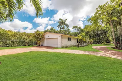 615 NE 115th St, Biscayne Park, FL 33161 - Photo 34