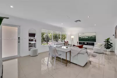 615 NE 115th St, Biscayne Park, FL 33161 - Photo 12