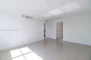 1075 93rd St, Bay Harbor Islands, FL 33154 - Photo 4