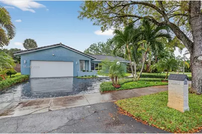 6800 NW 24th Ter, Fort Lauderdale, FL 33309 - Photo 4