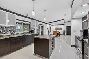 6800 NW 24th Terrace, Fort Lauderdale, FL 33309 - Photo 16