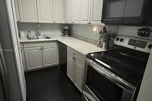 1720 NW N River Dr, Miami, FL 33125 - Photo 6