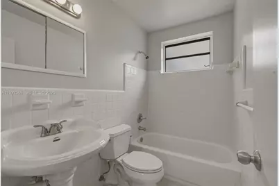 3825 SW 33rd St, West Park, FL 33023 - Photo 20