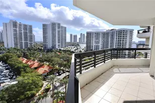 3500 Mystic Pointe Dr, Aventura, FL 33180 - Photo 34