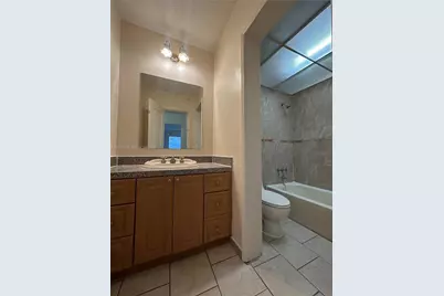 1008 NW 45th Ave #08, Miami, FL 33126 - Photo 12