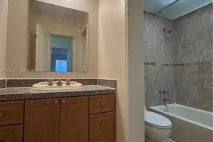 1008 NW 45th Ave, Miami, FL 33126 - Photo 12