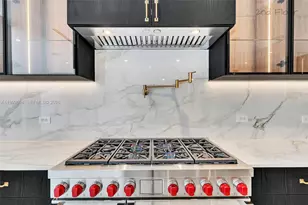 16 Seaside Ave, Islamorada, FL 33037 - Photo 22