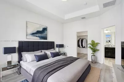 10945 SW 235th Ln, Homestead, FL 33032 - Photo 12