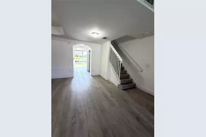 1088 SW 144th Ave #801, Pembroke Pines, FL 33027 - Photo 4