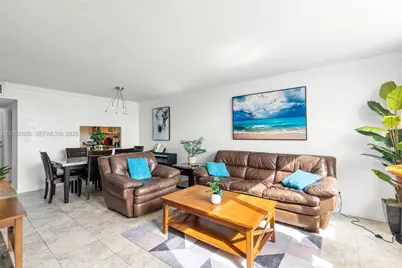 1170 NE 191st St #35, Miami, FL 33179 - Photo 4