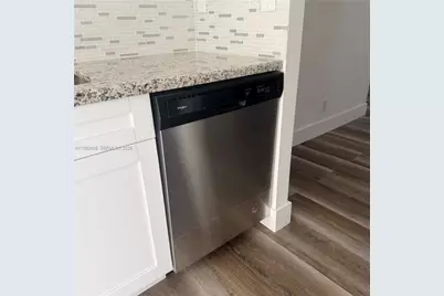 7500 NW 5th Pl #204, Margate, FL 33063 - Photo 6