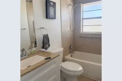 7500 NW 5th Pl #204, Margate, FL 33063 - Photo 6