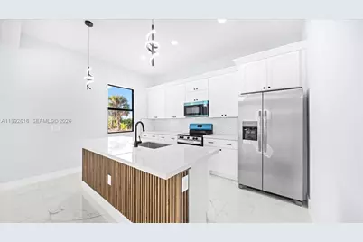 1201 15 Terr, Cape Coral, FL 33909 - Photo 4