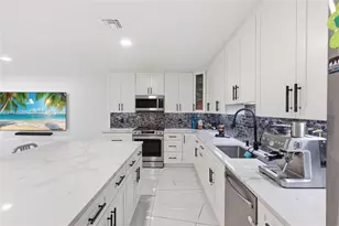 12002 NW 27th Dr, Coral Springs, FL 33065 - Photo 10