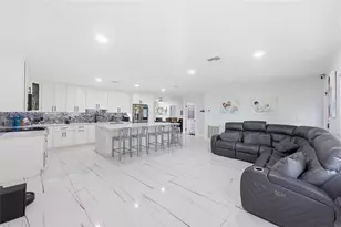 12002 NW 27th Dr, Coral Springs, FL 33065 - Photo 6