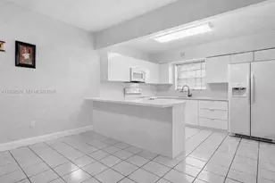 2145 SW 26th St, Miami, FL 33133 - Photo 6