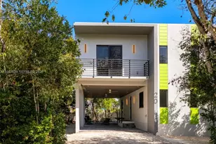 20 Coral Dr, Key Largo, FL 33037 - Photo 2