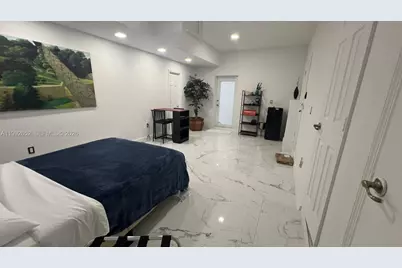 10042 SW 161st Ave, Miami, FL 33196 - Photo 2