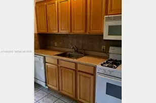 809 NE 17th Ave, Fort Lauderdale, FL 33304 - Photo 6