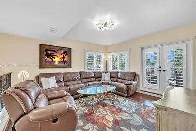 625 SE Poinciana, Fort Lauderdale, FL 33301 - Photo 44