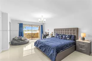 8920 Palm Tree Ln, Pembroke Pines, FL 33024 - Photo 12