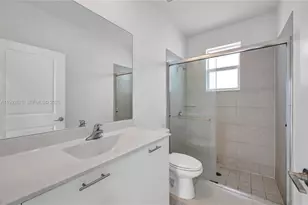 2300 NW 130th St, Miami, FL 33167 - Photo 26